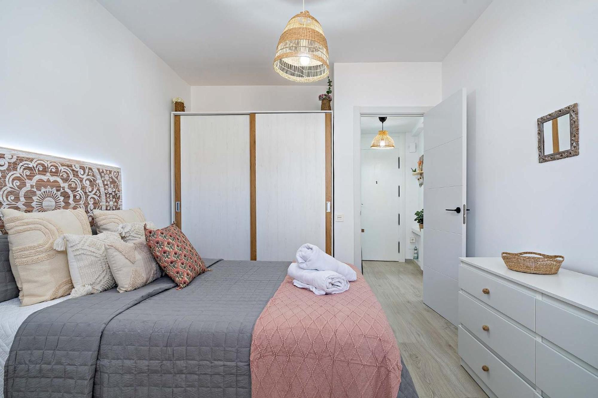 Apartamento Faro 1 โรเกตัสเดมาร์ ภายนอก รูปภาพ