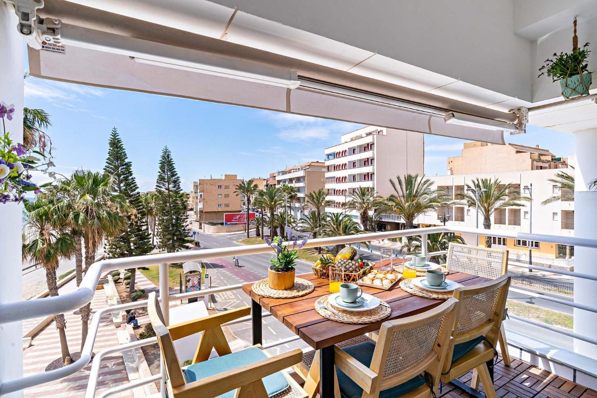 Apartamento Faro 1 โรเกตัสเดมาร์ ภายนอก รูปภาพ